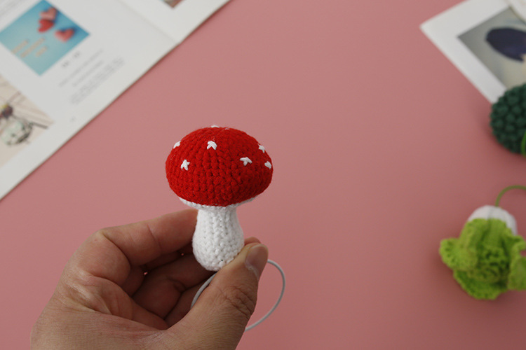 Crochet Keychain 06 1