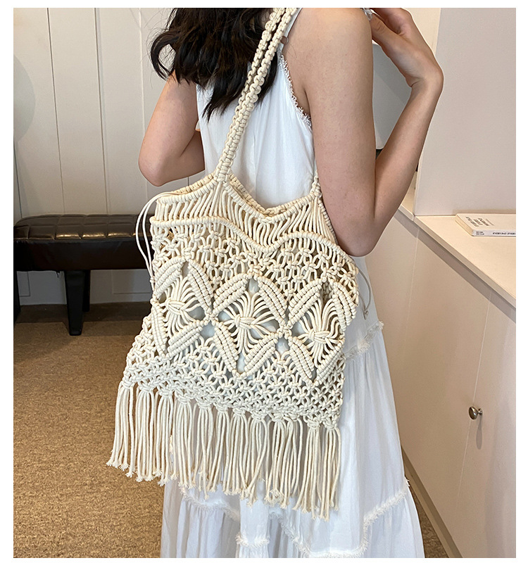 Finished Womens Woven Small Bag 01