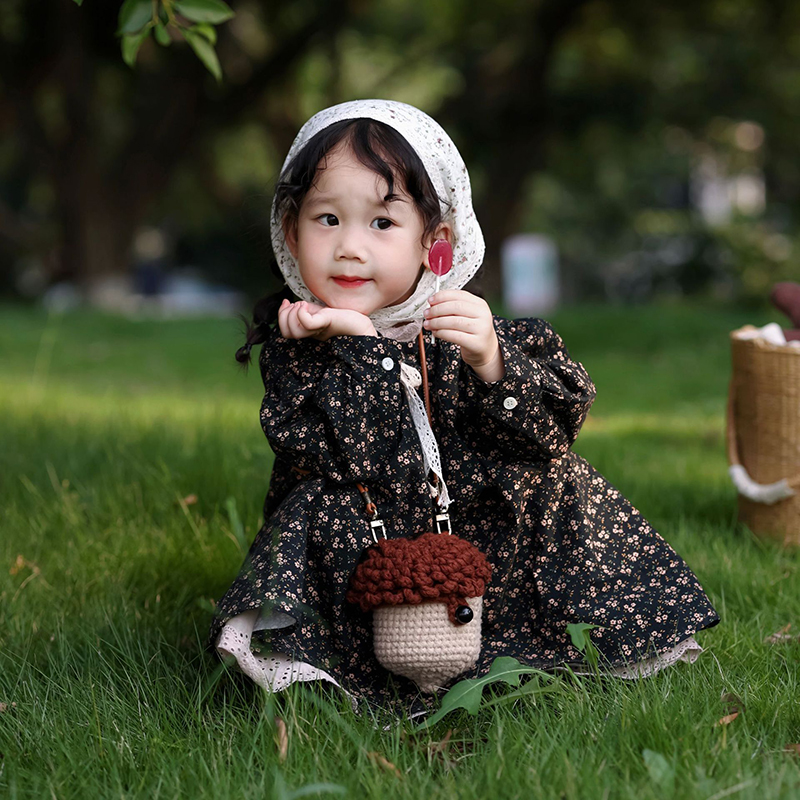 Hand knitted Wool Bag 03