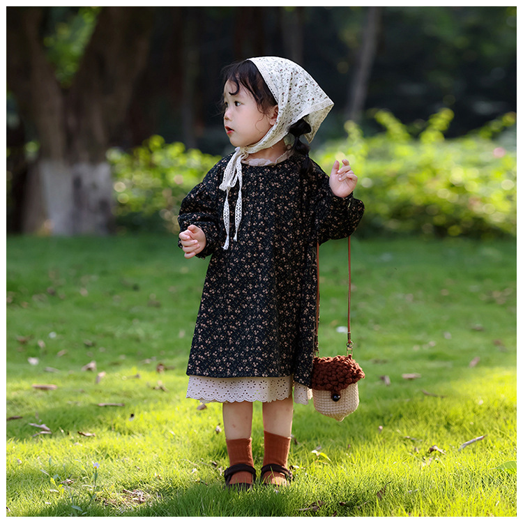 Hand-knitted Wool Bag