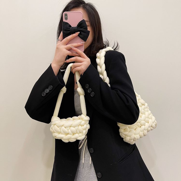 Icelandic woolen bag 18