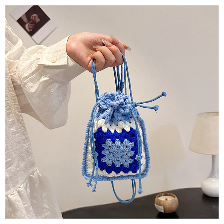 knitted crochet bag 38