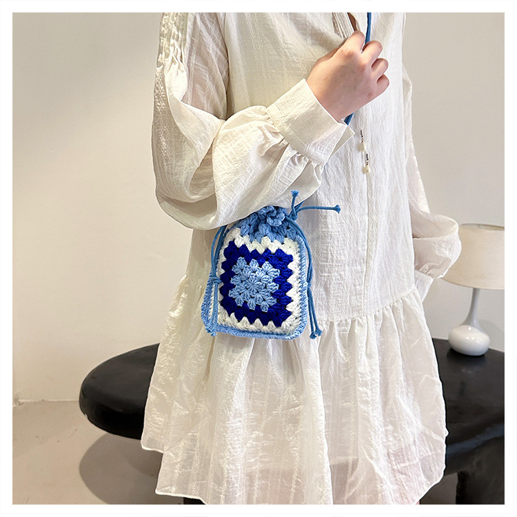 knitted crochet bag 42